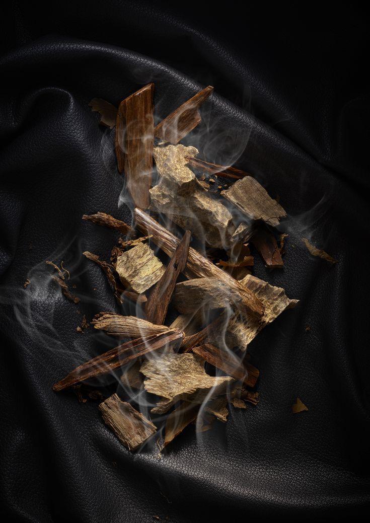Amir al oudh Premium Oud Incense Chips – Attar Hi Attar
